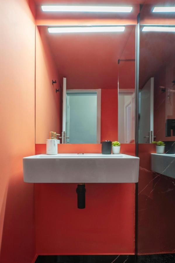 Luxury 2 Bdroom Apt- Megaro Mousikis เอเธนส์ ภายนอก รูปภาพ